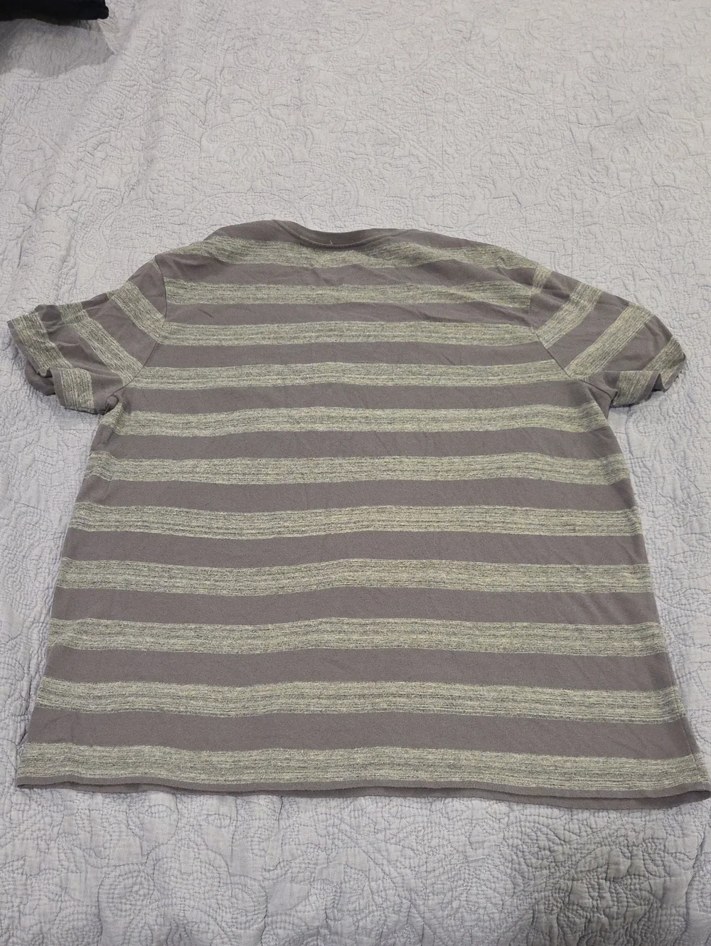 Banana Republic Gray Striped Short Sleeve Tee Size XL!